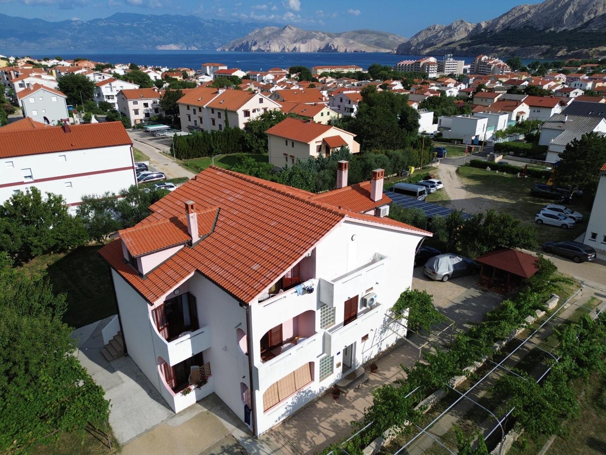 Mirjana F Apartaments Baška Eksteriør bilde